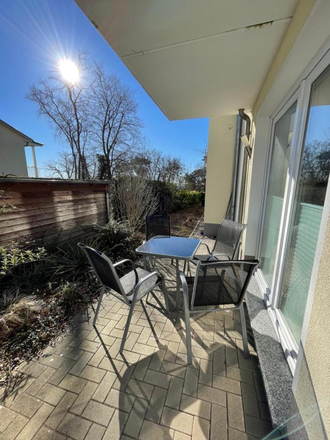 Villa Sara Wohnung Buskam Mit Terrasse Goehren  Εξωτερικό φωτογραφία